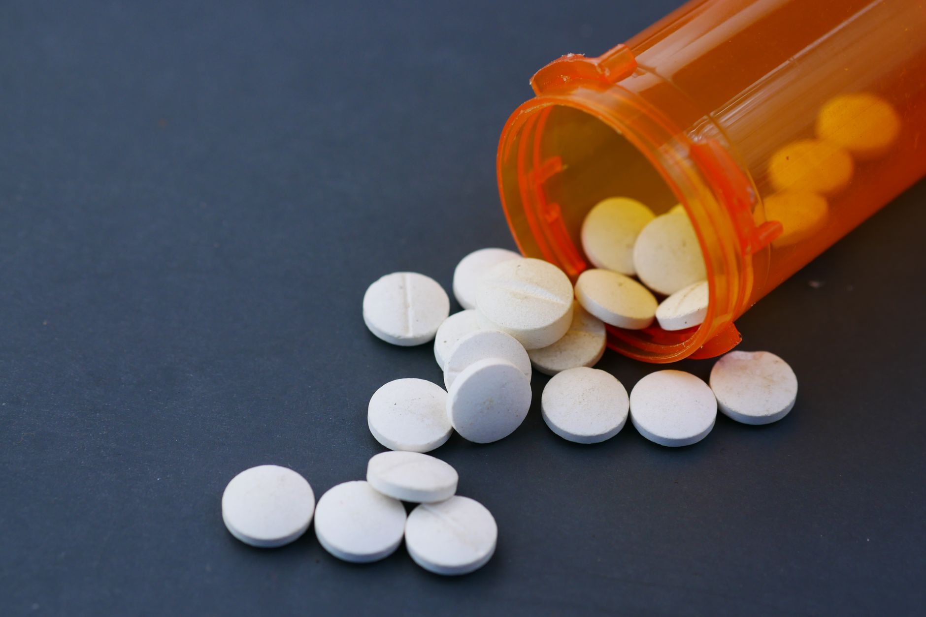 Dangerous Drug Lawsuit vs. Malpractice: Key Differences