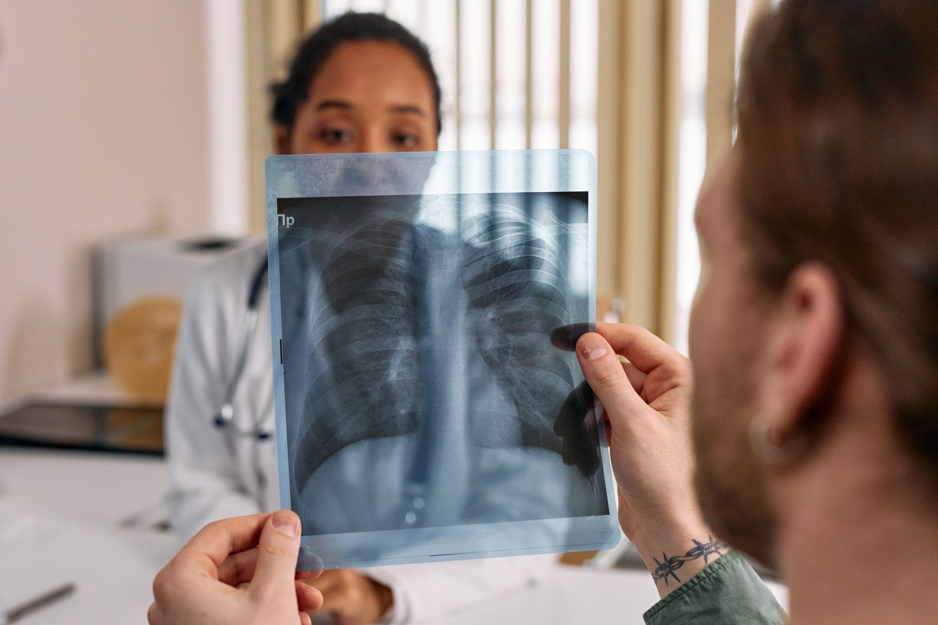 Mesothelioma vs Asbestosis: Different Claims, Payouts